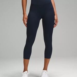 Lululemon Base Pace High-Rise Crop 23” NAVY W6B01S. SIZE 10